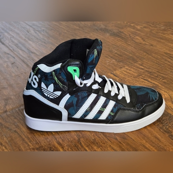 adidas Extaball, Hi-Top Sneakers Sz 8 - Picture 2 of 13